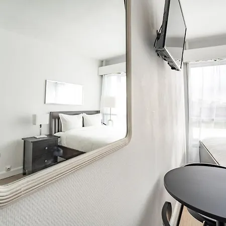 Cozy Eiffel Tower Et Beaugrenelle Parijs